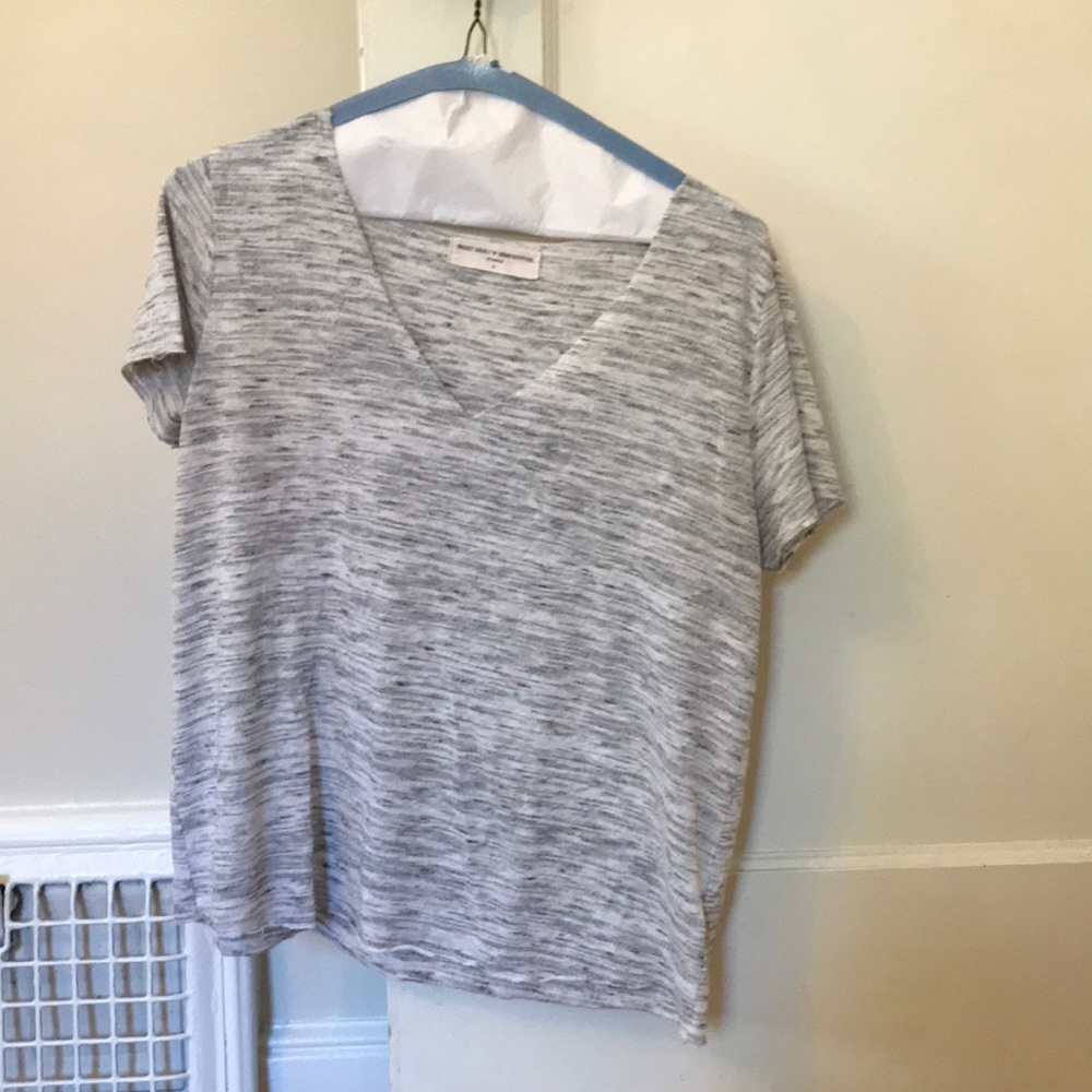A grey t-shirt